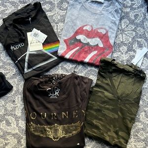 NWT 4 daydreamer/chaser t-shirts - size large